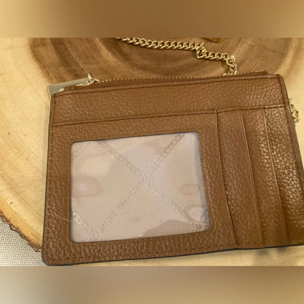 MICHAEL KORS Brown Card‎ ID Chain Wrislet Wallet with Keychain Luggage Tan